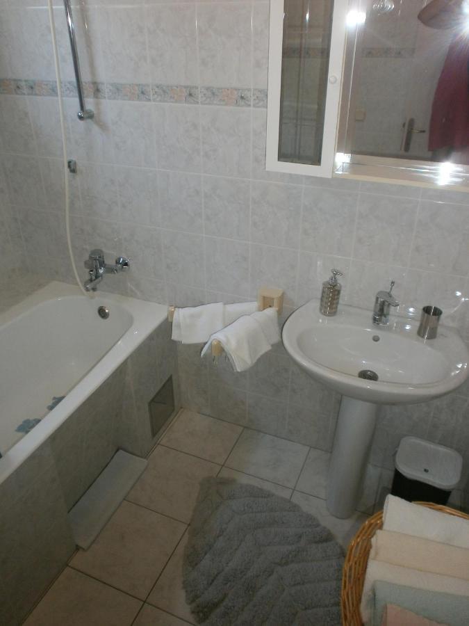 Apartments By The Sea Podgora, Makarska - 12326 Esterno foto