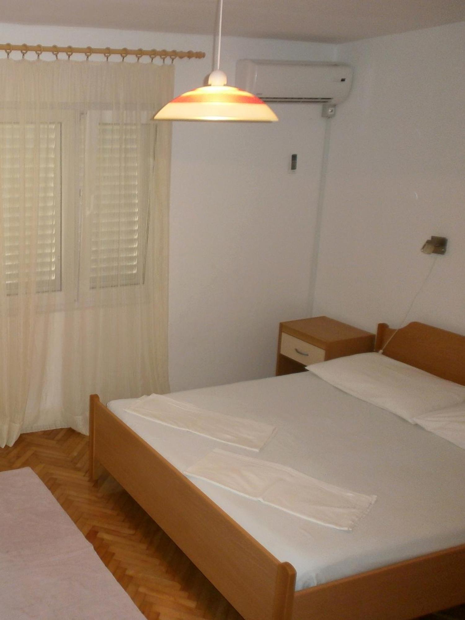Apartments By The Sea Podgora, Makarska - 12326 Esterno foto